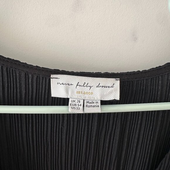 Never Fully Dressed | Black Celia Plisse Dress | US 22 / UK26 - Picture 9 of 10